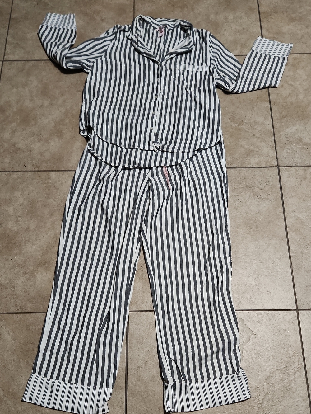 Victoria's Secret Black and White Vertical Stripe Girls Pajama Set